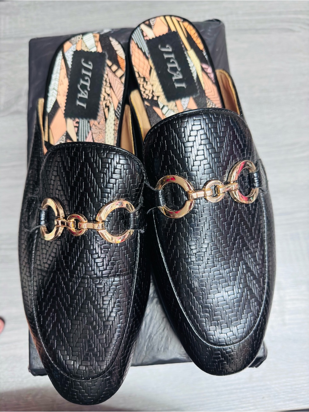 Black Woven Slip-On Loafers with Gold Chain - JITAI